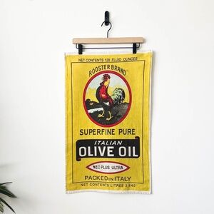 Rare Vintage Sur La Table Rooster Brand Italian Olive Oil Tapestry Italy